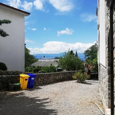 Cosy Loft With Charming Terrace * Malinska