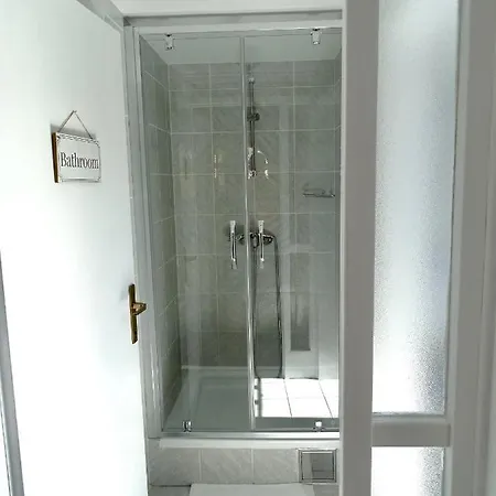 Cosy Loft With Charming Terrace Διαμέρισμα