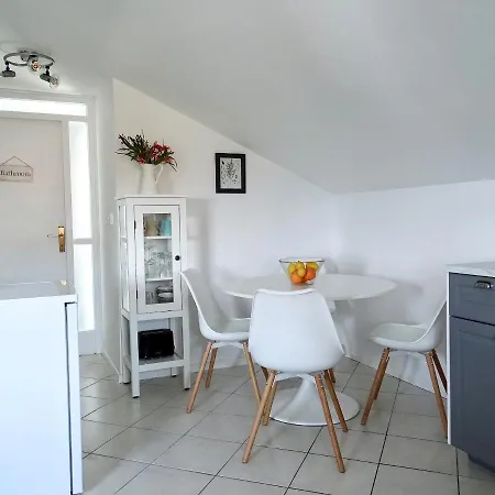 Appartement Cosy Loft With Charming Terrace